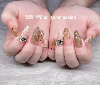 ネイル R inのネイルデザイン