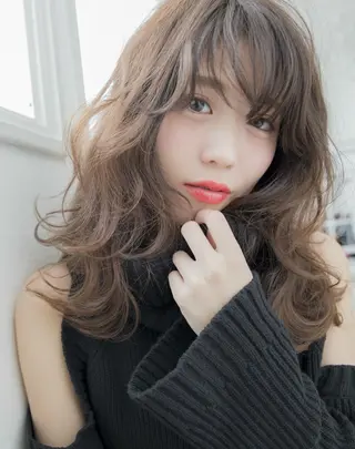セミロング カラー N° il duca 札幌のヘアスタイル