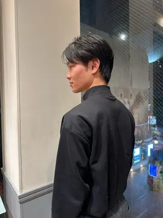 メンズ BEAUTRIUM梅田所属・渡邉 真生のヘアスタイル