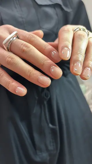 ネイル nailsalon　hue所属・小山 羽奈のネイルデザイン