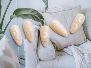 ネイル ToliyDeliy ネイルサロンのネイルデザイン