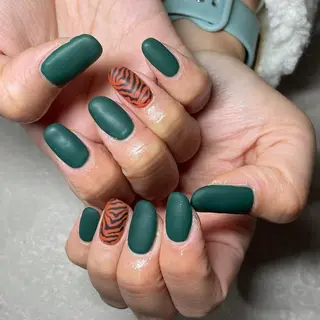 ネイル LAVISH nail salonのネイルデザイン