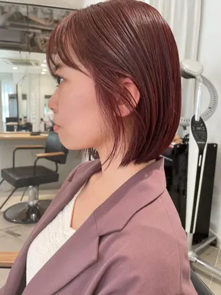 ショート カラー Loom.所属・村上雅人 ナチュラルモードのヘアスタイル