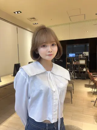 ミディアム カラー 三宅 志穏のヘアスタイル