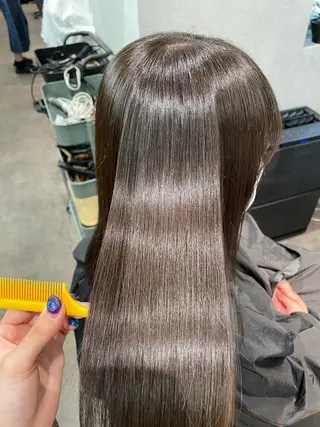 セミロング カラー ナチュラル透明感🌱 小山美樹子のヘアスタイル