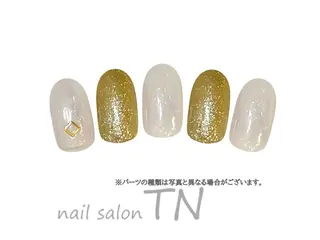 ネイル 矢川 まどかのネイルデザイン