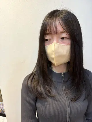 ロング 三牧 烈々のヘアスタイル