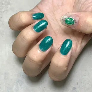 ネイル atelier FIORITURA所属・FIORITURA aiのネイルデザイン