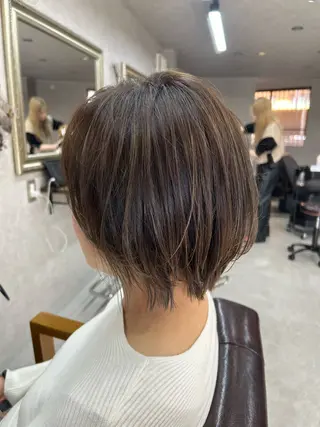 ショート カラー Lien 深井店のヘアスタイル