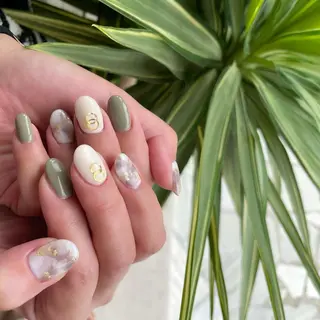 ネイル es nailのネイルデザイン