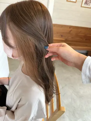 ロング 高橋 真歩のヘアスタイル