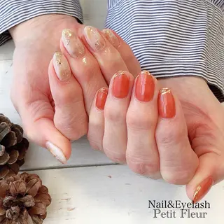 ネイル Petit Fleur所属・青柳 亜梨奈のマツエク・マツパデザイン