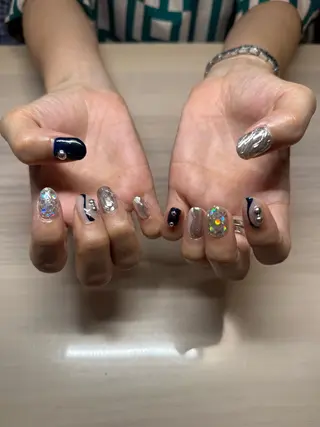 ネイル デ・アイム「nail salon MIMIPARUN」所属・ナリス化粧品 MIMIPARUNのネイルデザイン