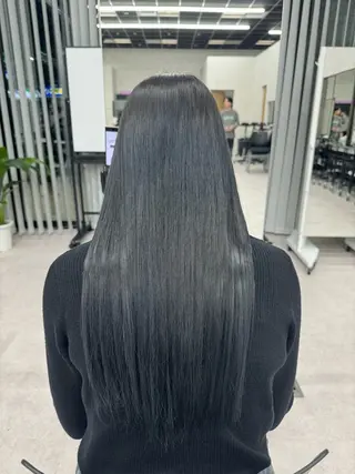 ロング noa🫧美髪/ 透明感カラーのヘアスタイル