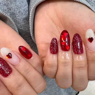 ネイル O. Maikaのネイルデザイン