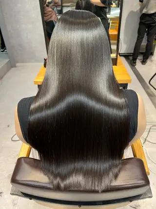 ロング RAFTOKYO所属・✨美髪専門✨ワタナベ 髪質改善のヘアスタイル