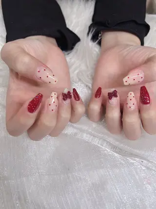 ネイル &ME シシのネイルデザイン