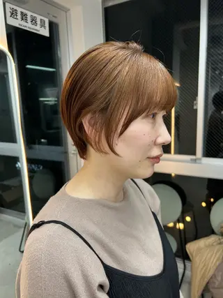 ショート maya レイヤーカットのヘアスタイル