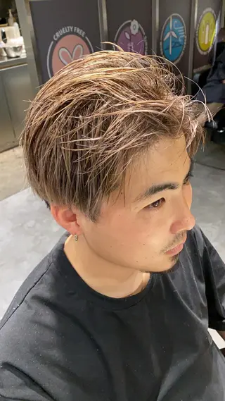 ショート 金丸 弘大✨のヘアスタイル