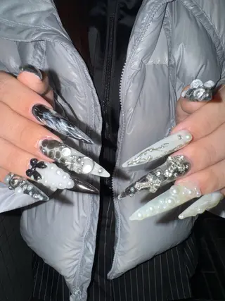 ネイル MITSUKI🪡 海外/個性派/ロングのネイルデザイン