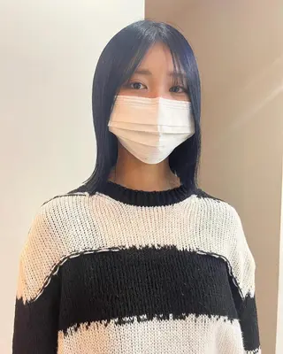 カラー 切りっぱなしボブ/ ブリーチカラー/大塚のヘアスタイル