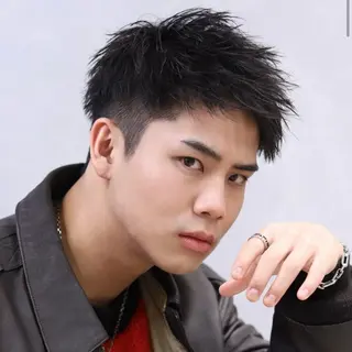 ショート パーマ メンズ 外国人風カラー職人 レオのヘアスタイル