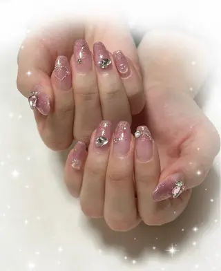 ネイル プラスネイル銀座中央通り店所属・はちや ゆいなのネイルデザイン