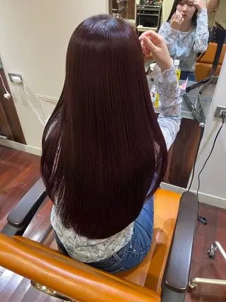 カラー OASIS AVEDA ペニンシュラ東京所属・Saaya 💚のヘアスタイル