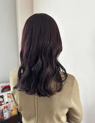 ロング 藤尾 萌々のヘアスタイル