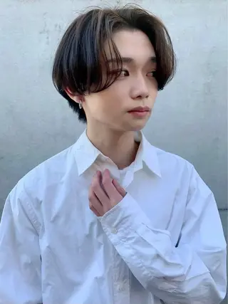 メンズ 新宿 韓国 シャドウパーマ 志龍のヘアスタイル