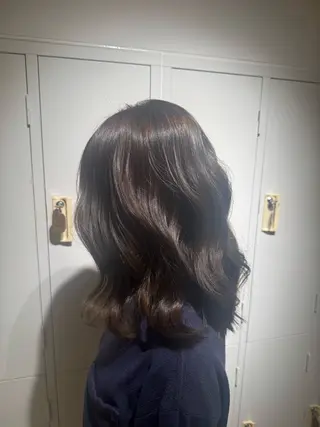 ミディアム カラー Pap's de coiffeur 甲南山手店所属・山根 里緒のヘアスタイル