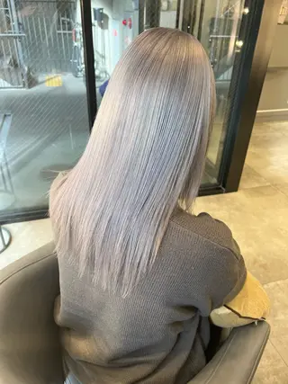 セミロング 髪質改善 Noe心斎橋店のヘアスタイル