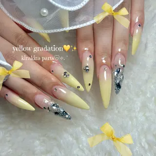 ネイル EmaNail豊中 🎀SANAのネイルデザイン