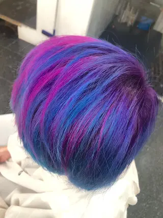 ショート カラー ✨艶髪満足度◎✨ 菅沼 麻衣子のヘアスタイル