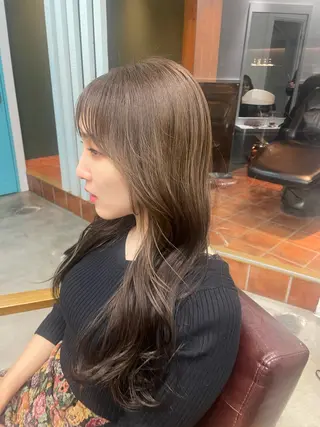 ロング カラー RIN／韓国ヘア レイヤーカットのヘアスタイル