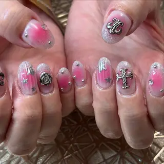 ネイル MiRanda Nail所属・MiRanda 保坂 舞のネイルデザイン