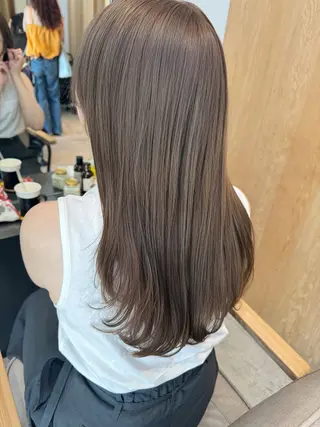 セミロング SALOWIN表参道ANNEX店所属・表参道🪞艶髪育成 🤍mizukiのヘアスタイル