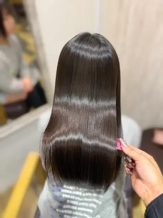 セミロング vifkrone（ヴィフクローネ）所属・【vifkrone】 HARUNAのヘアスタイル