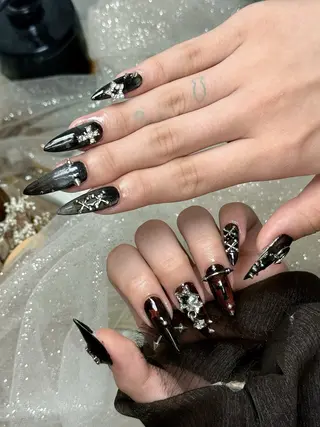 セミロング Tsukimi nail所属・シ シのネイルデザイン