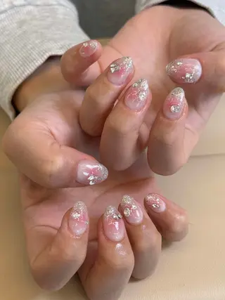 ネイル Luxe Nailのネイルデザイン