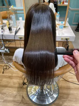 セミロング 山本翔一郎 韓国顔周りレイヤーのヘアスタイル