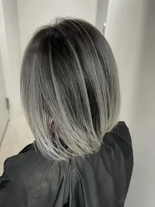 ショート カラー ✨【公式】 juhl.横浜✨のヘアスタイル