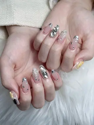 ネイル Julli NailStudioのネイルデザイン