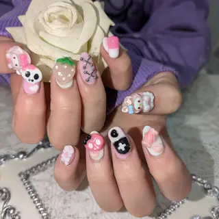 ネイル エステとネイル ローズコンフォートのネイルデザイン