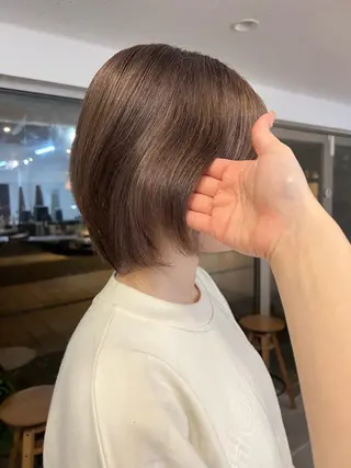 ショート カラー ‎🫧透明感カラー/ 金沢駅 yui 🎀のヘアスタイル
