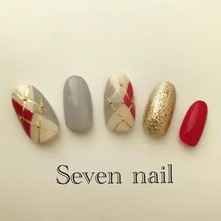 ネイル 名倉 なな子のネイルデザイン