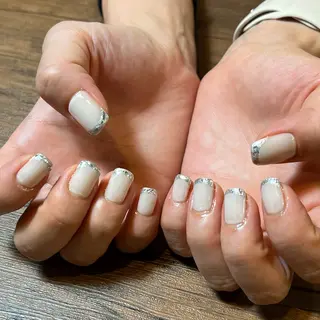 ネイル HENRIETTA NAILSALONのネイルデザイン