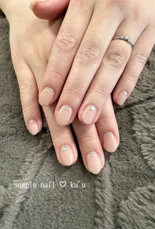 ミディアム サロンku'u所属・salon kuuのネイルデザイン