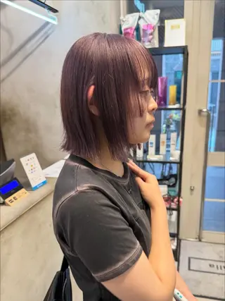 ショート カラー ミルクティー× グレージュMOMOのヘアスタイル