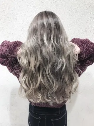 ロング カラー biscohair 髪にドラマを。のヘアスタイル